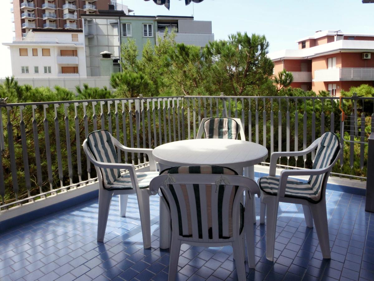 Rez. Marco s bazénom Lignano Sabbiadoro, ubytovanie v taliansku, apartmány pri mori, dovolenka v Lignane, ubytovanie v Lignane, apartmány v Lignane, vilky v Lignane