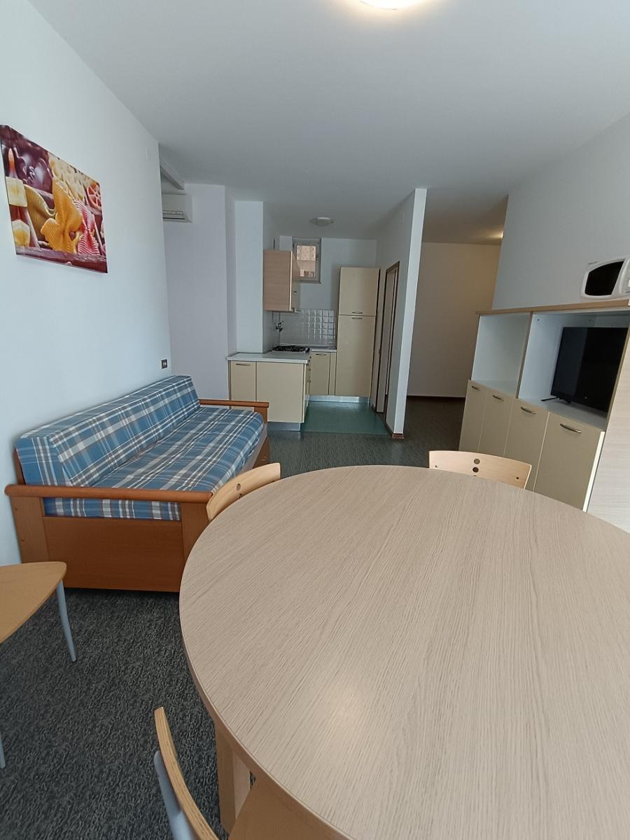 Rez. Kryštál s bazénmi Lignano Sabbiadoro, ubytovanie v taliansku, apartmány pri mori, dovolenka v Lignane, ubytovanie v Lignane, apartmány v Lignane, vilky v Lignane